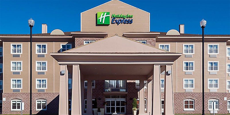 Holiday Inn Express, Deer Lake, NL Hotel Front.